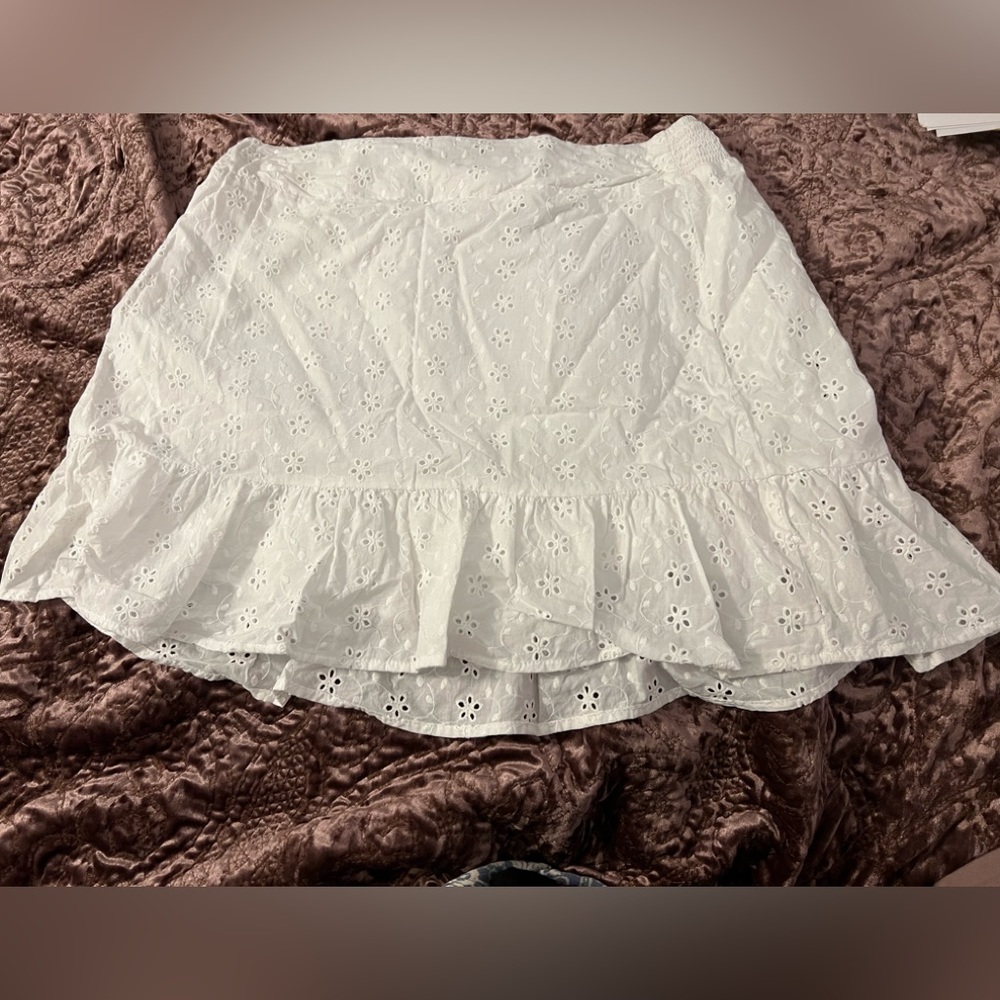 Kendall & Kylie White Mini Skirt